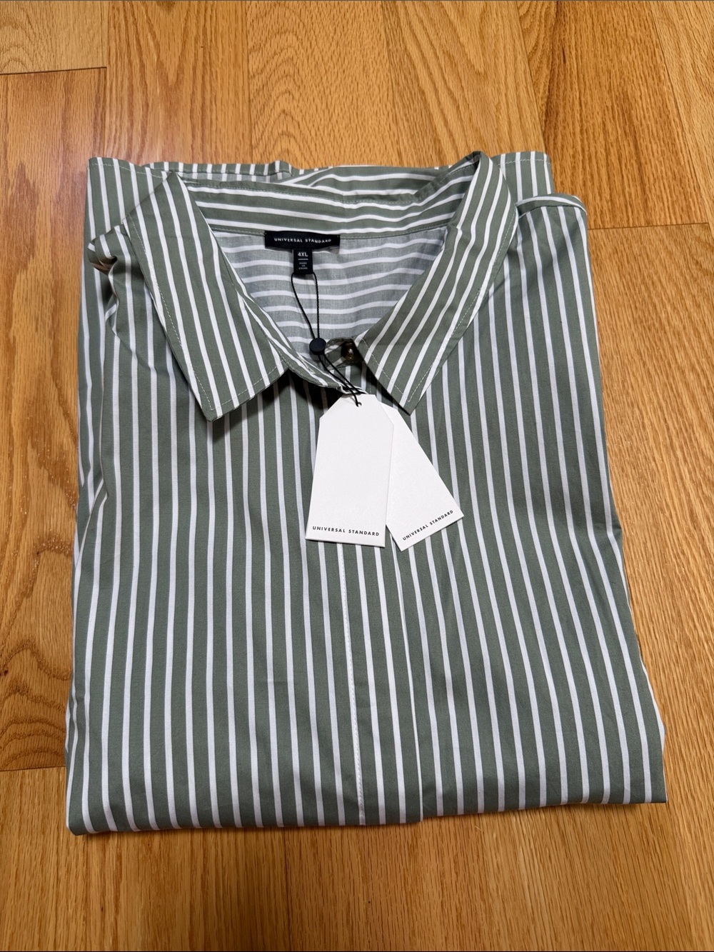 New! Universal Standard 4XL mint green striped elbe poplin stretch shirt.